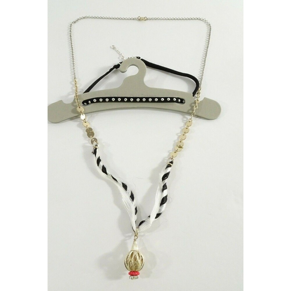 Urban Outfitters Women's Suede Stud Choker Anthropologie bubble Pendant Necklace